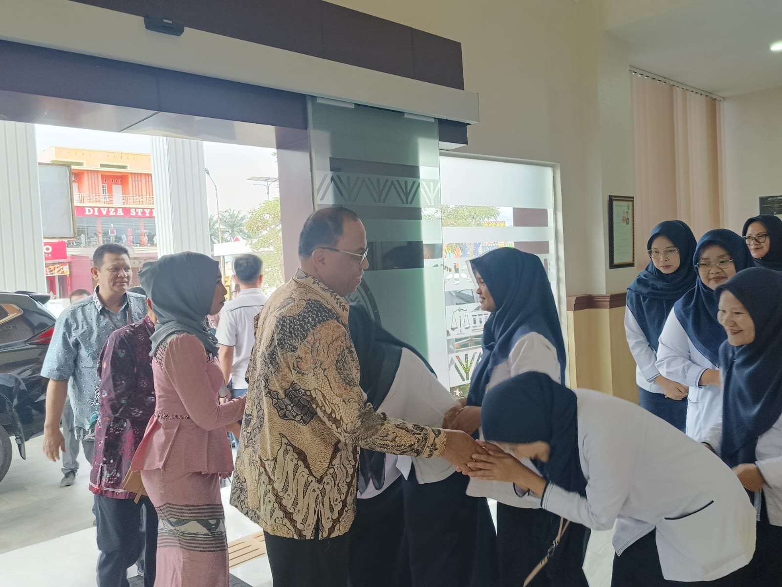 WhatsApp Image 2026 04 13 at 08.46.33