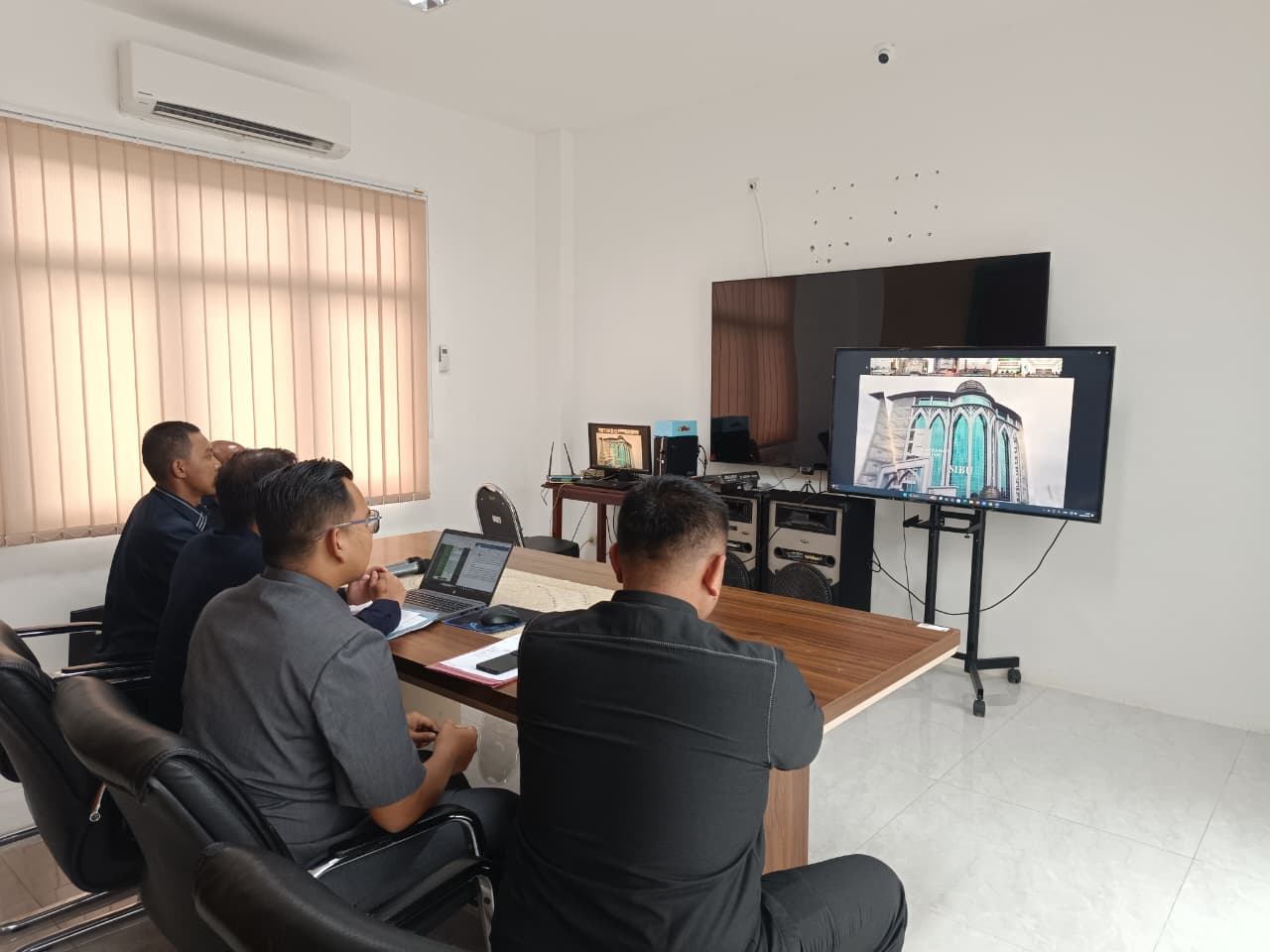 WhatsApp Image 2026 02 10 at 14.40.54