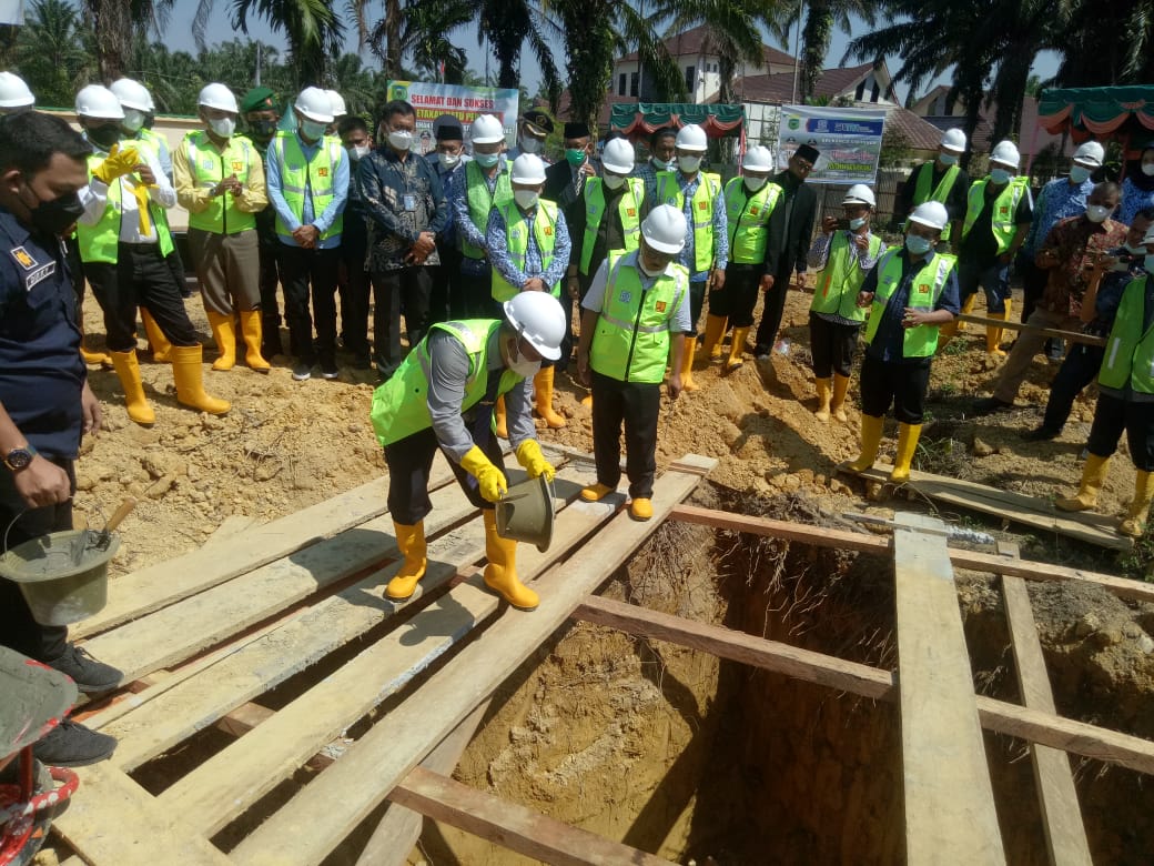 PELETAKAN BATU