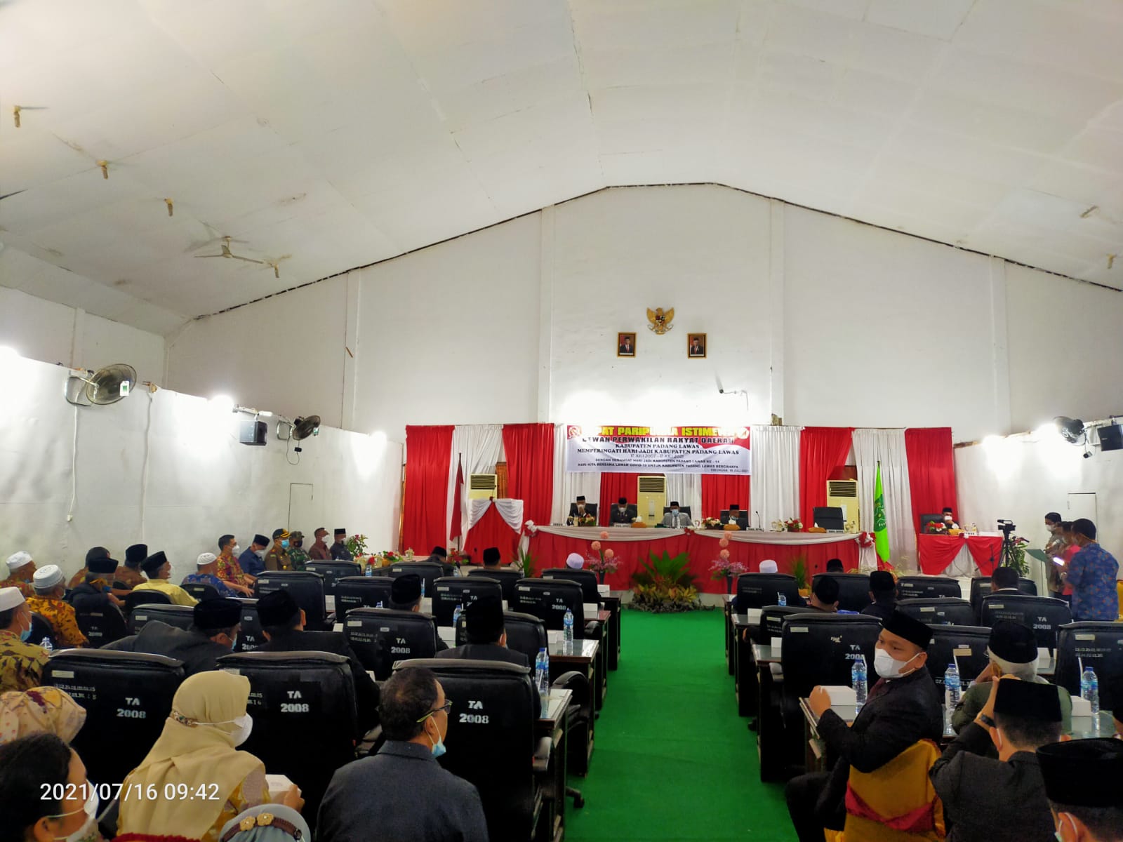 RAPAT PARIPURNA 2